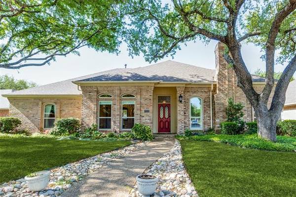 6824 Flanary Lane, Dallas, TX 75252