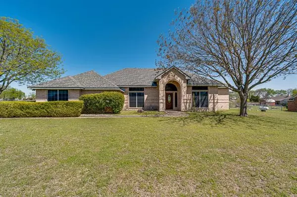 470 Black Champ Road, Waxahachie, TX 75167