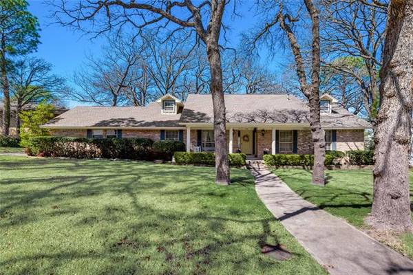 118 Ridgecrest Circle, Denton, TX 76205