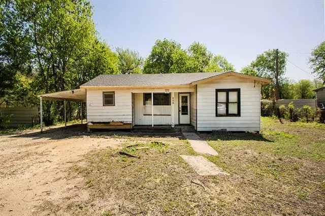 113 Huling Drive, Azle, TX 76020