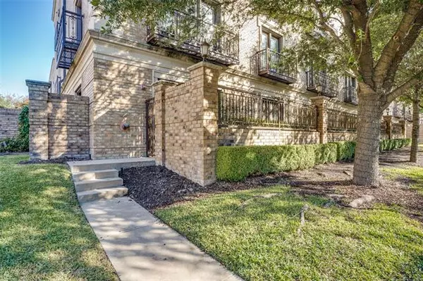 Dallas, TX 75225,6615 Bandera Avenue #1A