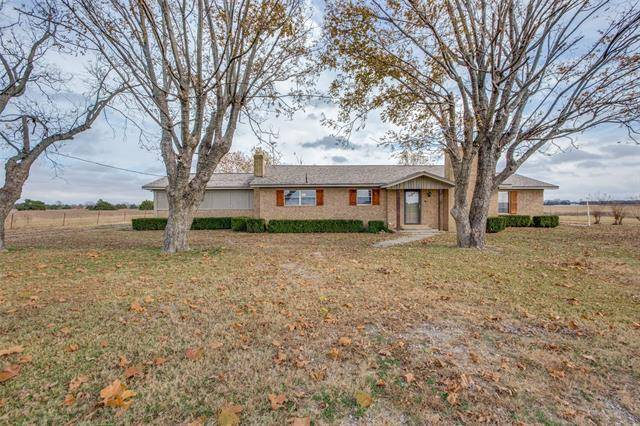 539 County Road 2292, Telephone, TX 75488