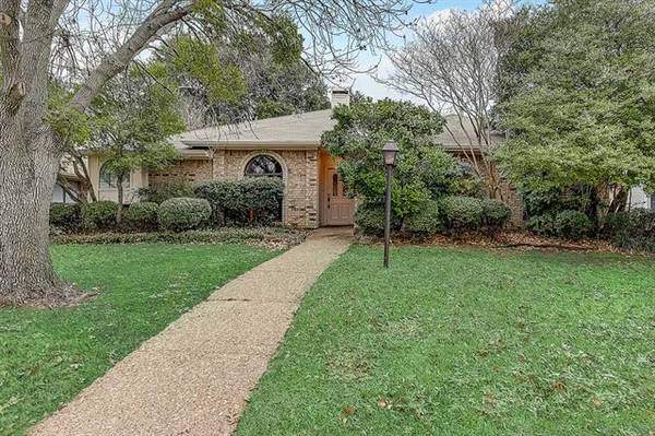 1219 Babbling Brook Drive, Lewisville, TX 75067