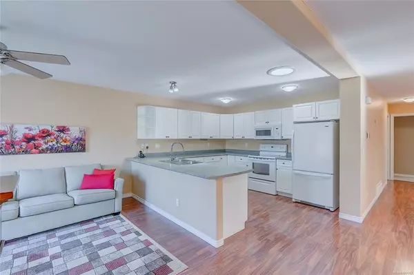 Nanaimo, BC V9T 6B9,3838 Mimosa Dr