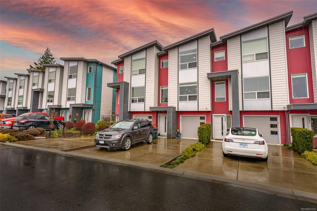 Langford, BC V9B 6W6,953 Pharoah Mews