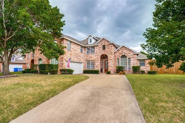 9018 Royal Burgess Drive, Rowlett, TX 75089