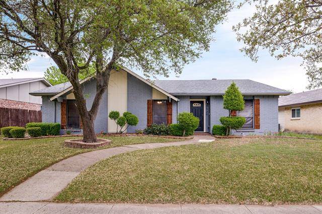 2920 Rolling Hills Drive, Carrollton, TX 75007