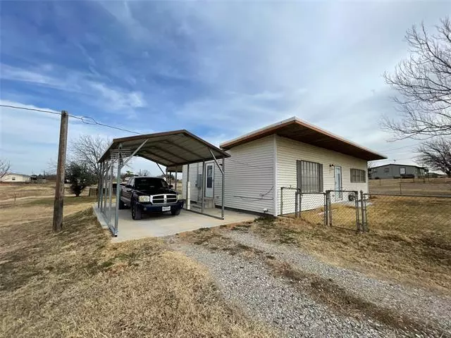 1458 Polk Road, Bowie, TX 76230