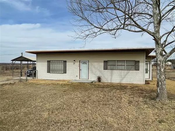 Bowie, TX 76230,1458 Polk Road