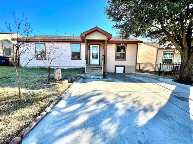 322 De Haes Avenue, Dallas, TX 75224