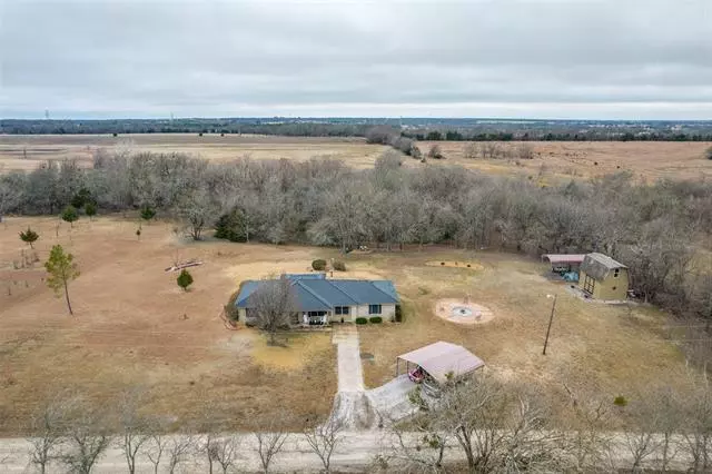 645 County Road 4441, Trenton, TX 75490