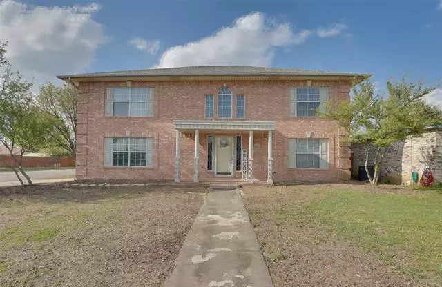 4820 Mill Creek Trail, Fort Worth, TX 76179