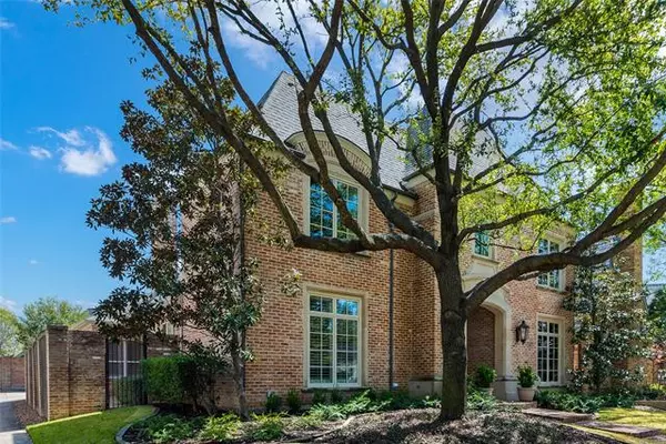 84 Abbey Woods Lane, Dallas, TX 75248