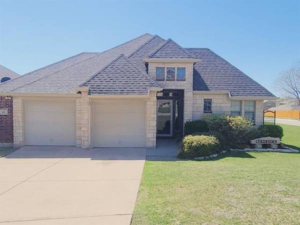 102 Indian Gap Court, Newark, TX 76071