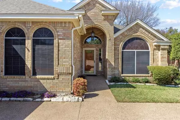 Arlington, TX 76013,4003 Appian Way