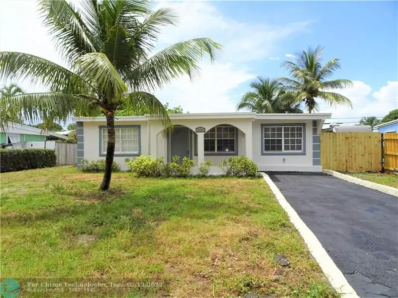 Lantana, FL 33462,300 Hibiscus Tree Dr