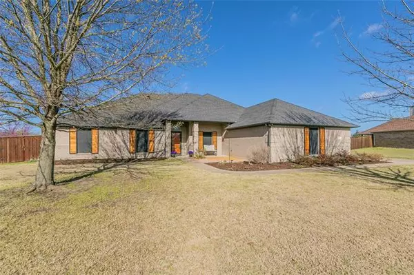 301 Springfield Lane, Waxahachie, TX 75165