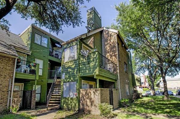 9831 Walnut Street #209, Dallas, TX 75243