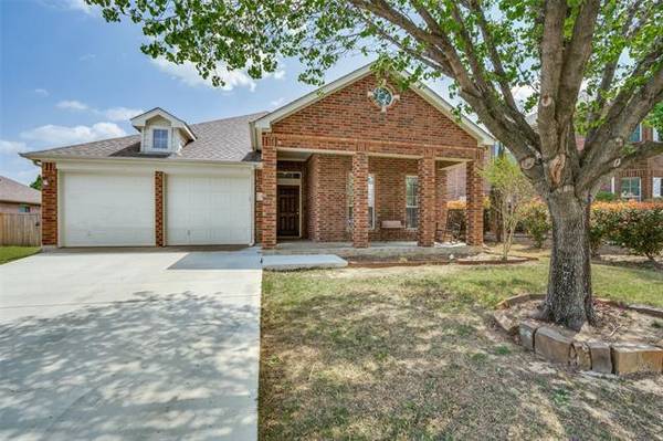 932 Zachary Drive, Arlington, TX 76002