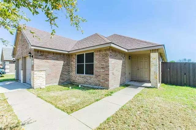 222 Silver Spur Drive, Waxahachie, TX 75165