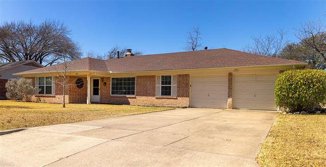 5116 Stacey Avenue, Fort Worth, TX 76132