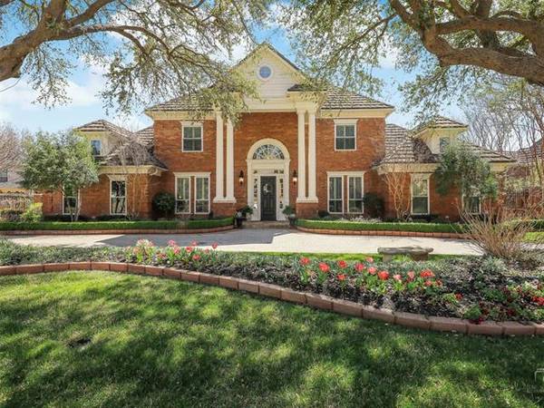 4703 Cresthaven Drive, Colleyville, TX 76034