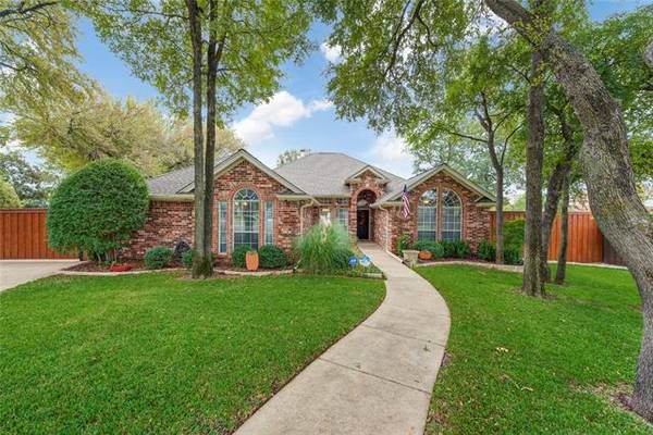 3500 Bordeaux Lane, Hurst, TX 76054