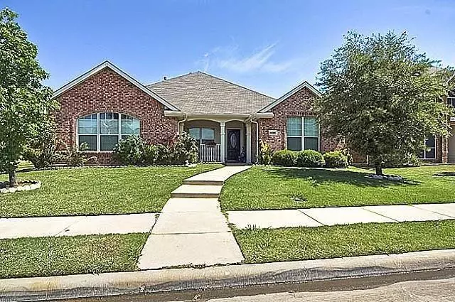 1409 Crutchfield Lane, Lewisville, TX 75077