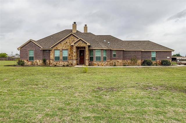 3424 Chinaberry Lane, Joshua, TX 76058