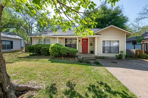 1306 Paxton Avenue, Arlington, TX 76013