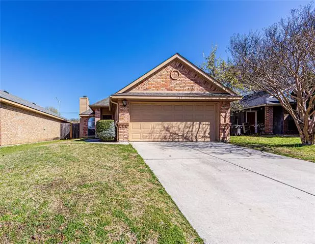 4769 Veronica Circle, Fort Worth, TX 76137