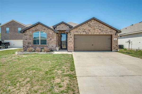 620 Autumn Avenue, Justin, TX 76247