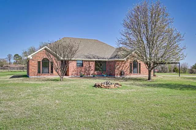 8525 County Road 528, Burleson, TX 76028