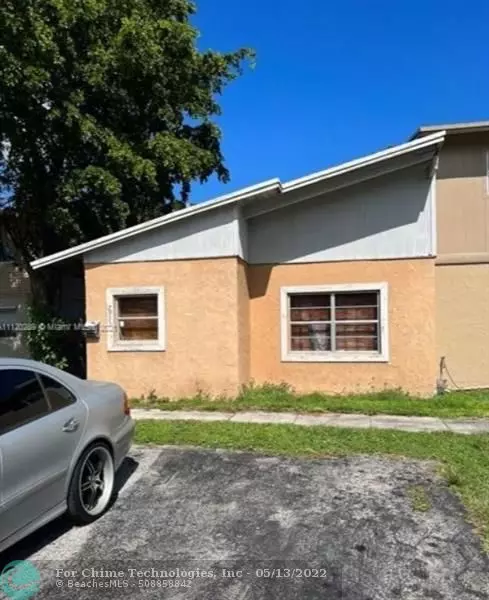 7953 SW 7th Ct, North Lauderdale, FL 33068