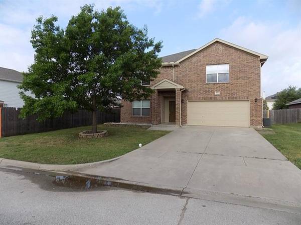 220 Hawthorne Court, Ponder, TX 76259