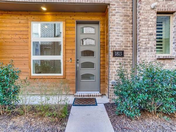 Dallas, TX 75204,1813 Granite Falls Court