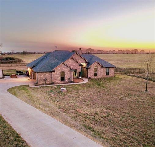 104 Lauren Court, Weatherford, TX 76087