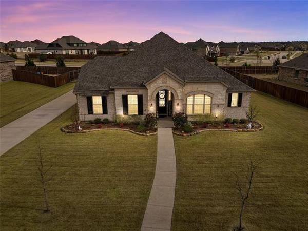 344 Sandy Creek Drive, Sunnyvale, TX 75182