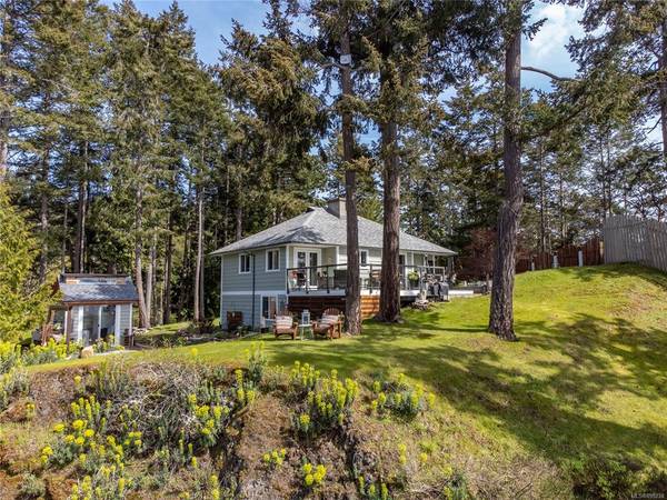 Pender Island, BC V0N 2M2,2705 Yawl Lane