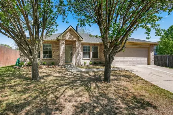 772 Raven Drive, Saginaw, TX 76131