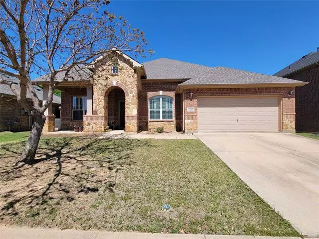 4009 Burwood Drive, Fort Worth, TX 76262