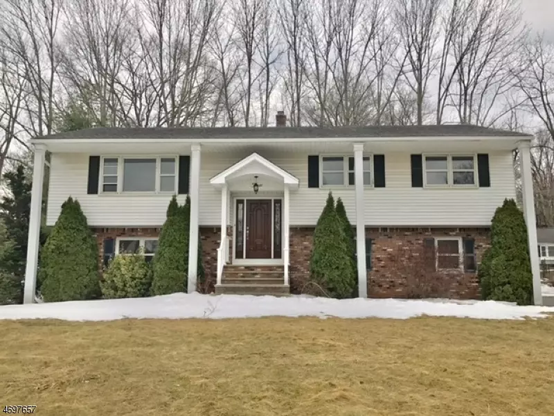 3 Gloria Dr, Montville Twp., NJ 07082