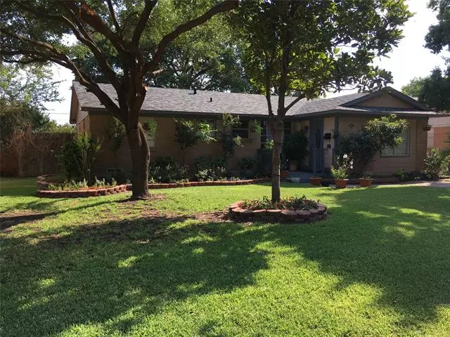 Richardson, TX 75081,526 Royal Crest Drive