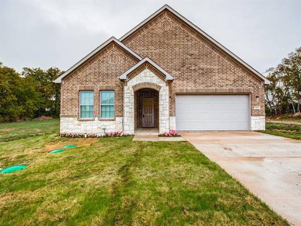 2723 Pike Drive, Lancaster, TX 75134