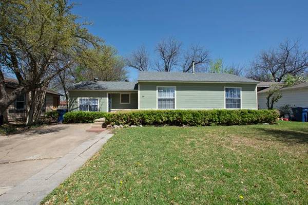 313 Freeman Drive, Garland, TX 75040