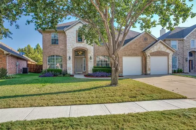 6828 Shoreway Drive, Grand Prairie, TX 75054