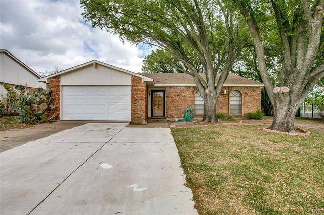 6945 Glendale Drive, North Richland Hills, TX 76182