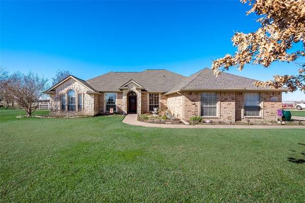 14317 Meadowland Circle, Newark, TX 76071