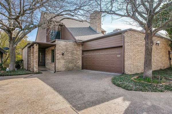 4247 Clear Lake Circle, Fort Worth, TX 76109