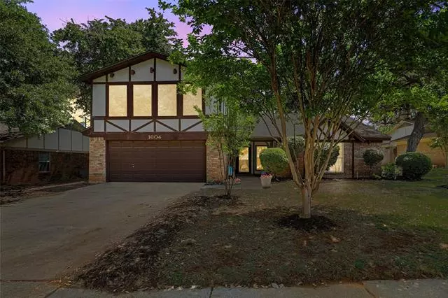 1604 Brookhaven Circle, Bedford, TX 76022